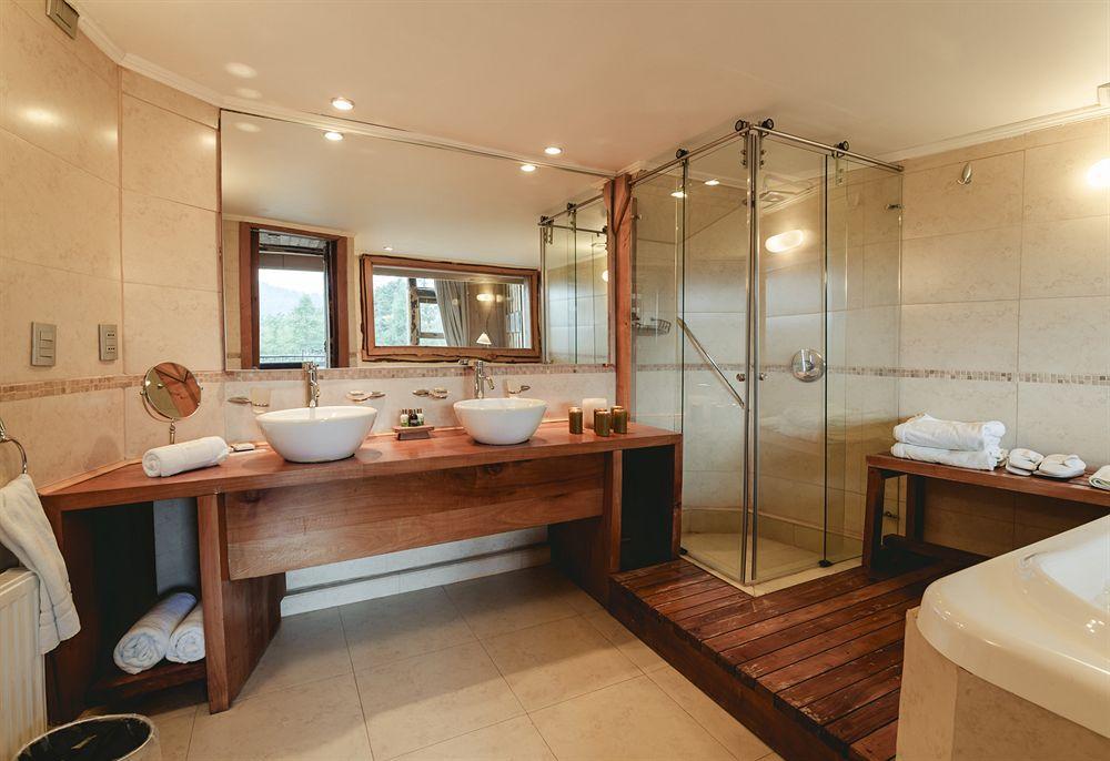 Huilo Huilo Nothofagus Hotel & Spa Puerto Fuy Bagian luar foto