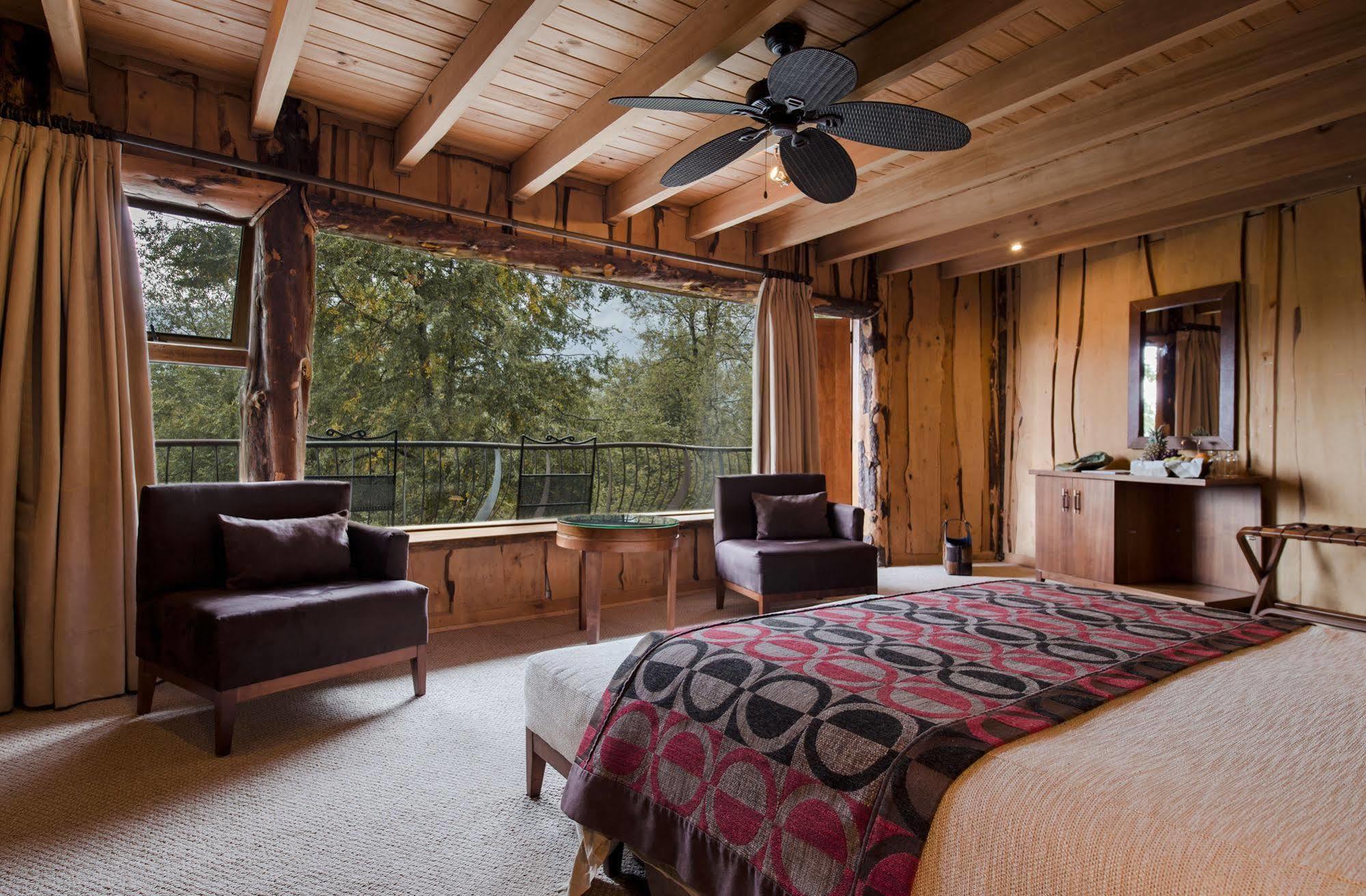 Huilo Huilo Nothofagus Hotel & Spa Puerto Fuy Bagian luar foto